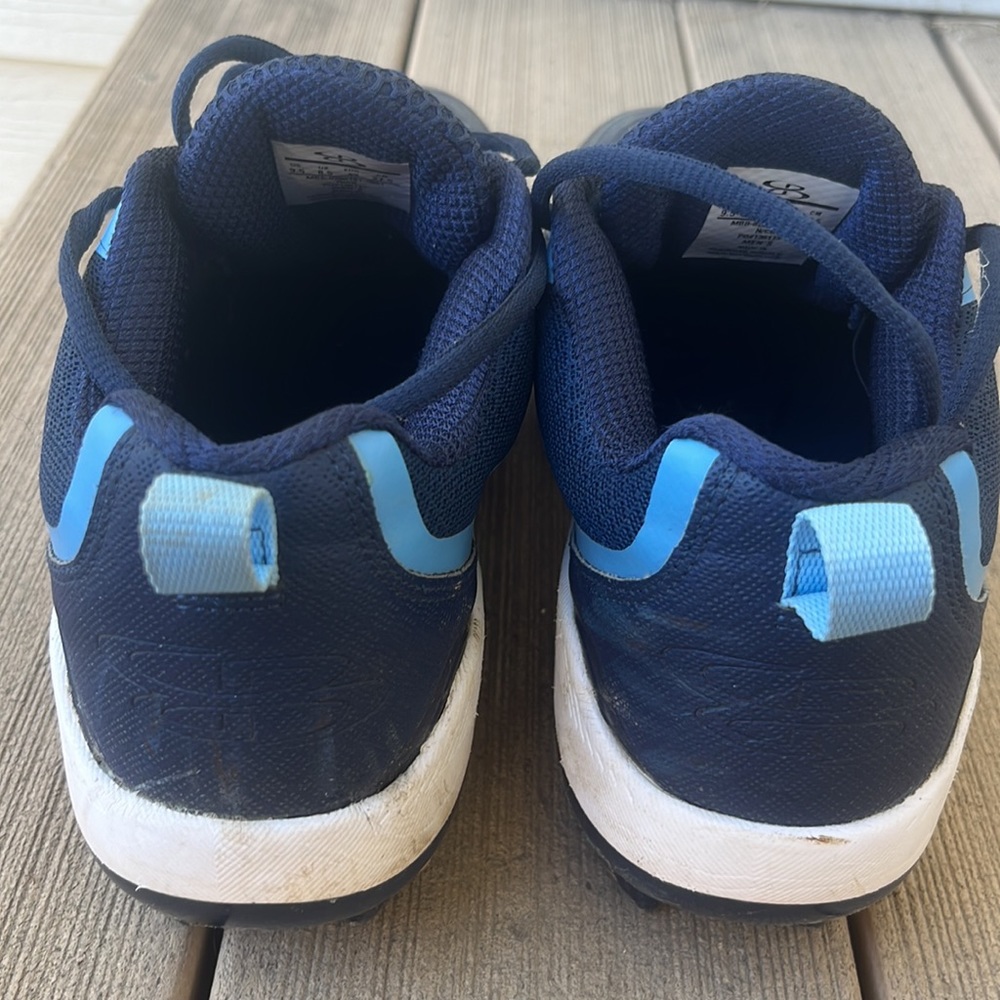 Men’s baseball cleats 9.5 - Picture 5 of 5